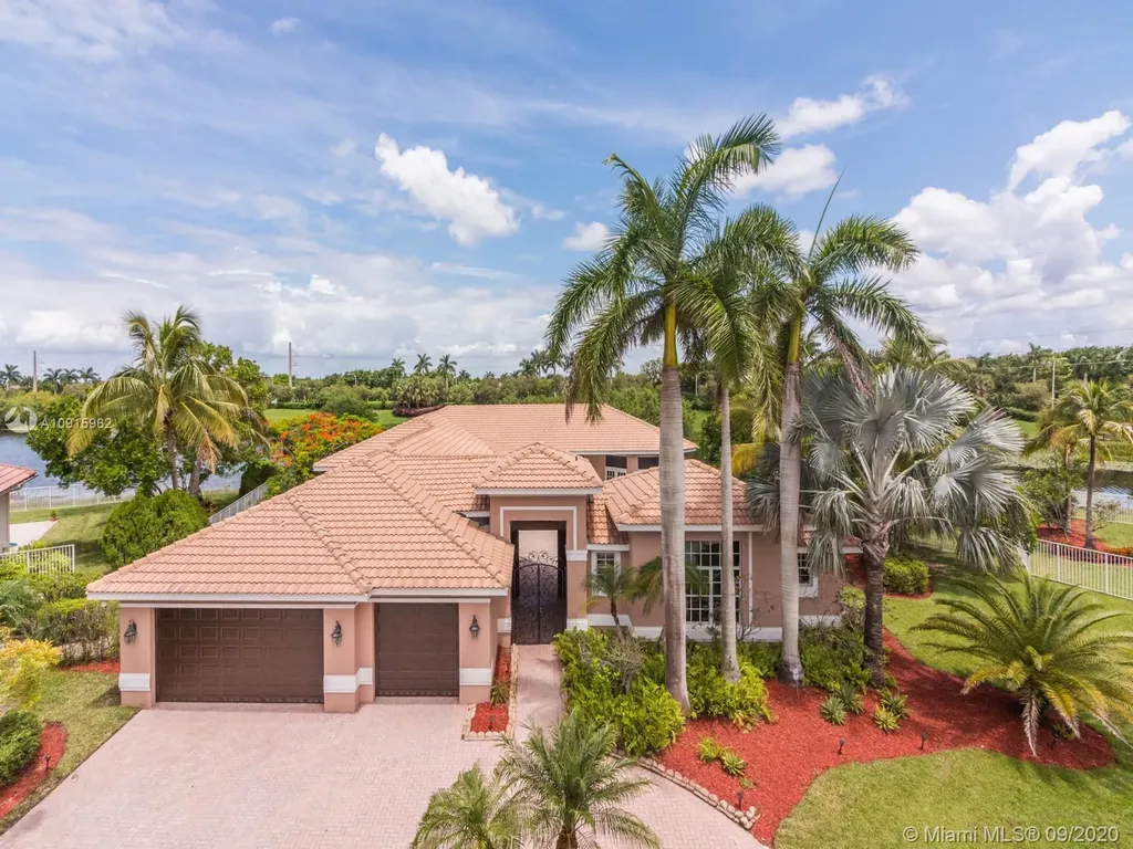 1393 Victoria Isle Lane Weston FL 33327