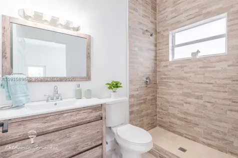4250 SW 13th Street Miami FL 33134