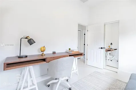 4250 SW 13th Street Miami FL 33134
