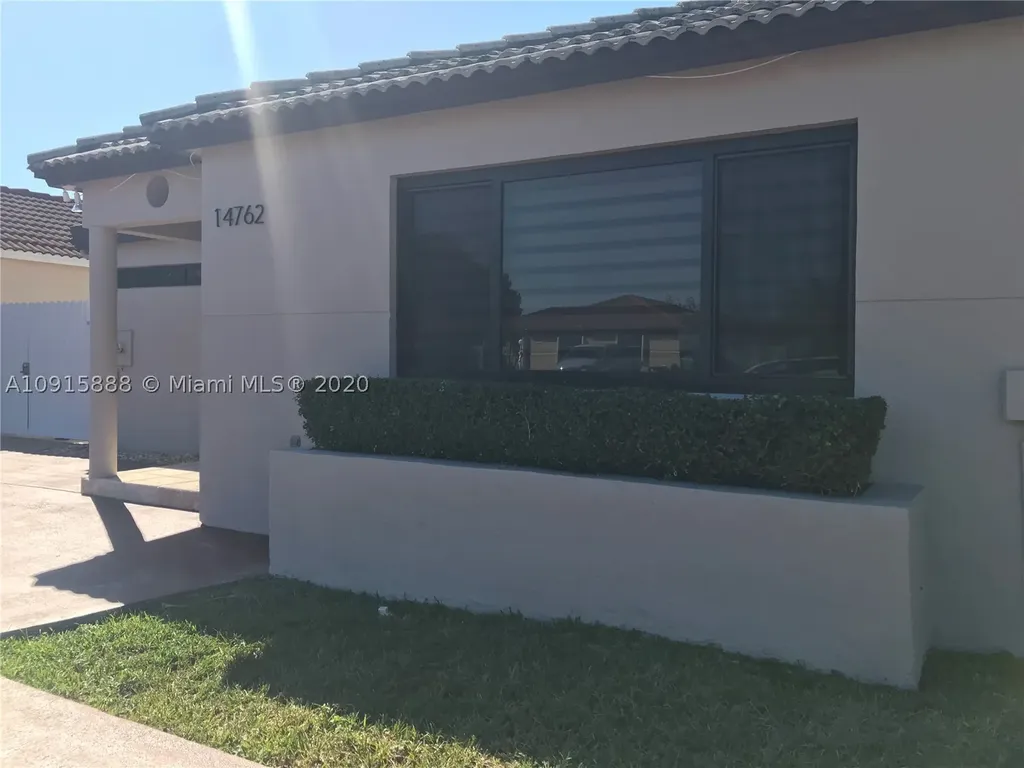 14762 SW 82nd Terrace Miami FL 33193