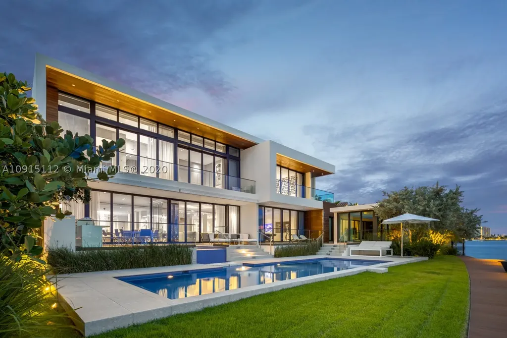 8 W Rivo Alto Drive Miami Beach FL 33139