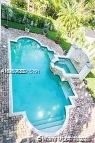 6045 La Gorce Drive Miami Beach FL 33140