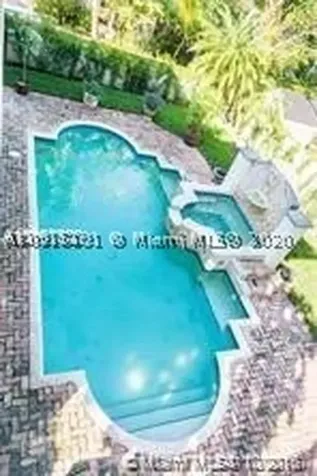 6045 La Gorce Drive Miami Beach FL 33140