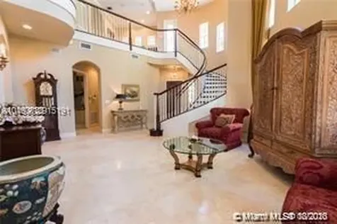 6045 La Gorce Drive Miami Beach FL 33140