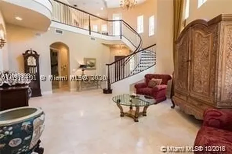 6045 La Gorce Drive Miami Beach FL 33140