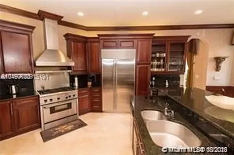6045 La Gorce Drive Miami Beach FL 33140