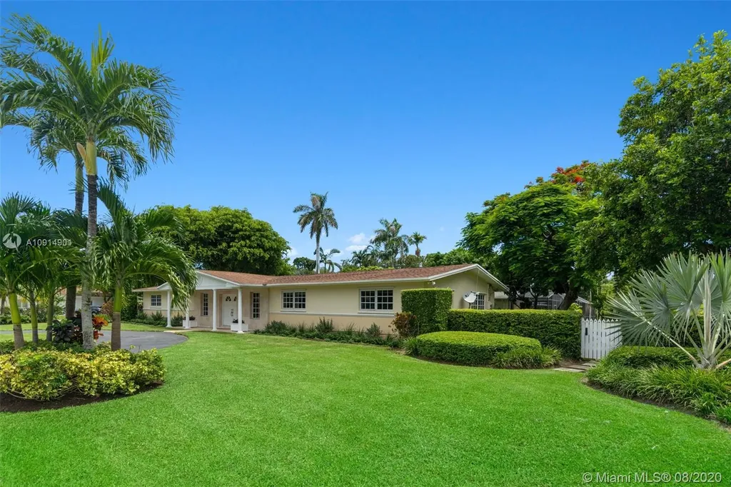 8420 SW 156th Street Palmetto Bay FL 33157