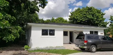 10920 NW 22nd Avenue Road Miami FL 33167