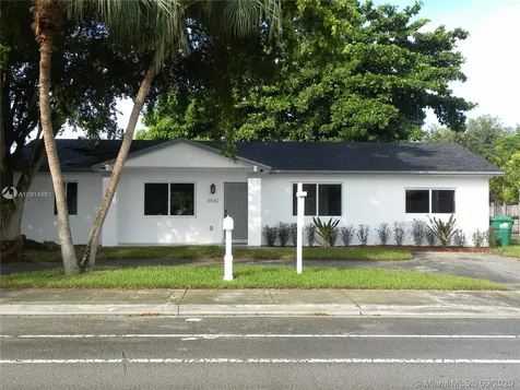 6542 SW 148th Avenue Miami FL 33193