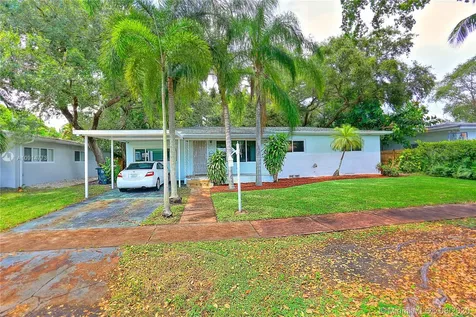 1761 NE 139th Street North Miami FL 33181