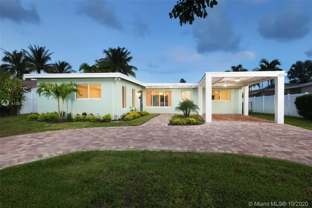 1100 SE 9th Avenue Pompano Beach FL 33060