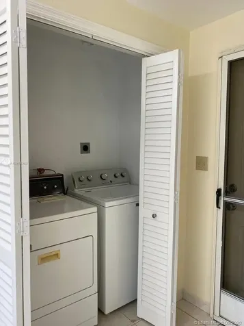 6251 NW 37th Terrace Virginia Gardens FL 33166