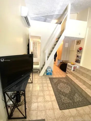 6251 NW 37th Terrace Virginia Gardens FL 33166
