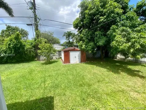 6251 NW 37th Terrace Virginia Gardens FL 33166