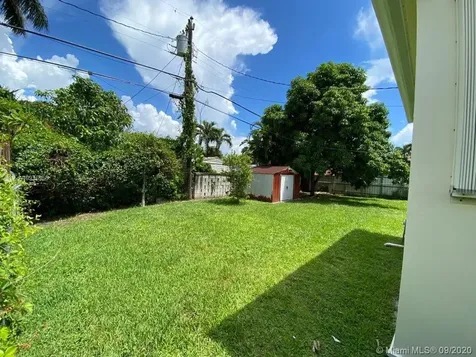6251 NW 37th Terrace Virginia Gardens FL 33166