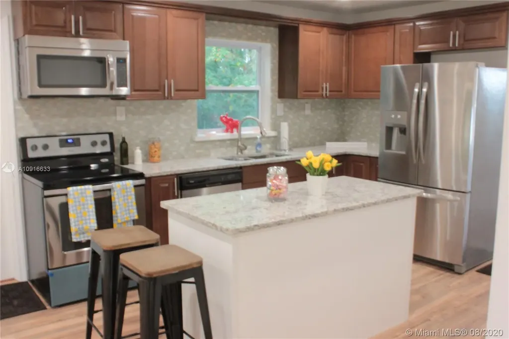 610 Atkins Road Sebring FL 33875