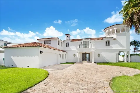 1001 N Venetian Drive Miami FL 33139