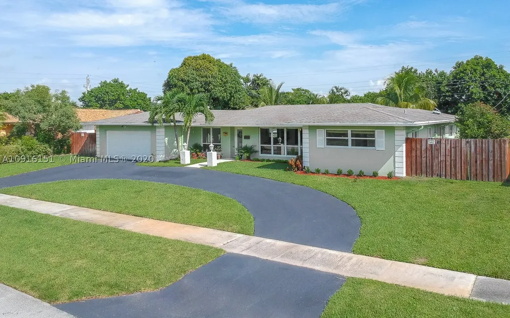 4315 Lincoln Street Hollywood FL 33021