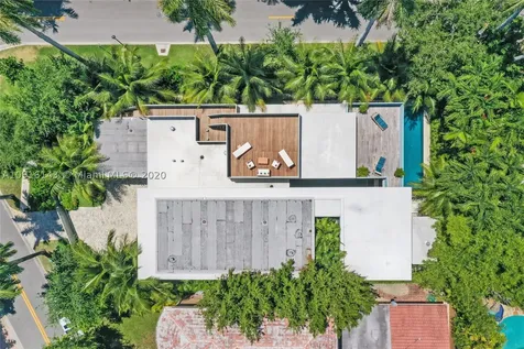 2300 Sunset Drive Miami Beach FL 33140
