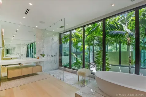 2300 Sunset Drive Miami Beach FL 33140