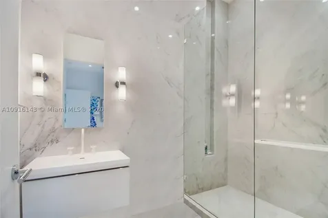 2300 Sunset Drive Miami Beach FL 33140