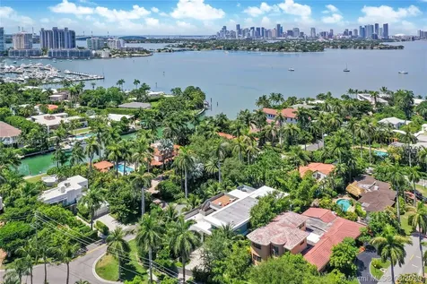 2300 Sunset Drive Miami Beach FL 33140