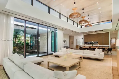 2300 Sunset Drive Miami Beach FL 33140