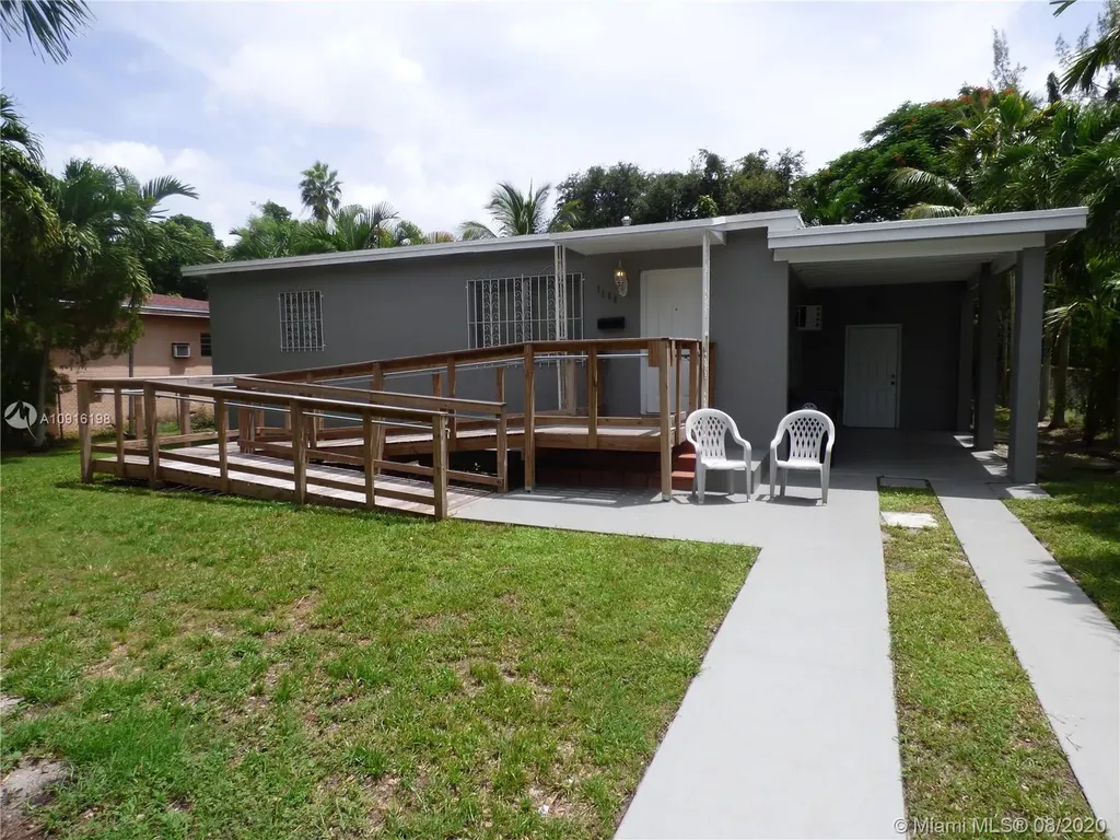 1150 NE 159th Street North Miami Beach FL 33162