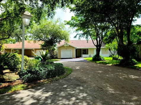 15114 SW 141st Court Miami FL 33186