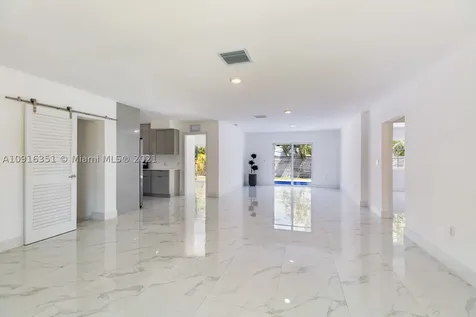 901 NE 71st Street Miami FL 33138
