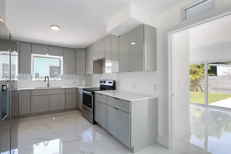 901 NE 71st Street Miami FL 33138