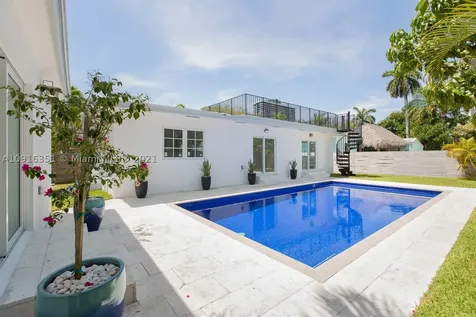 901 NE 71st Street Miami FL 33138