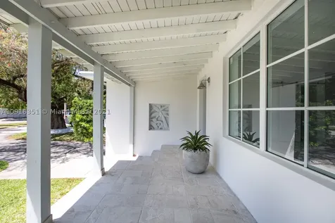 901 NE 71st Street Miami FL 33138
