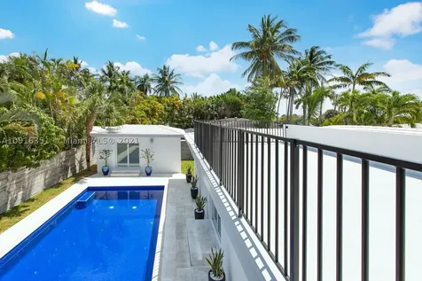 901 NE 71st Street Miami FL 33138