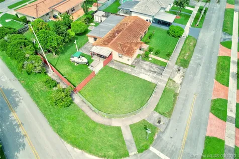 9135 SW 45th Terrace Miami FL 33165