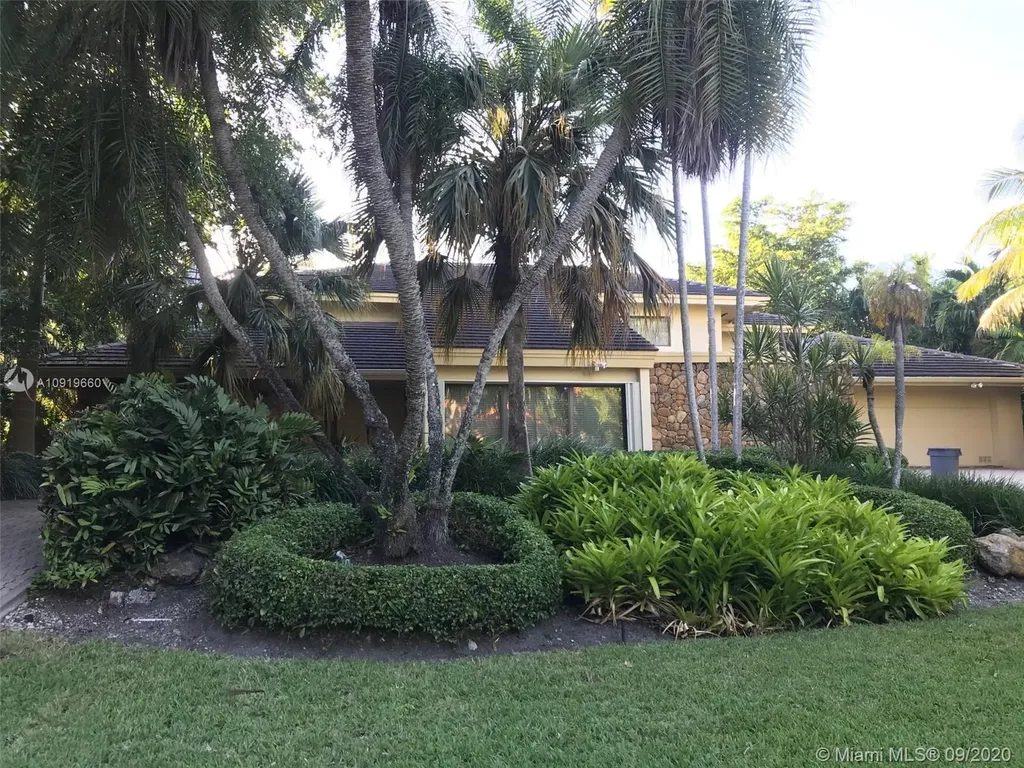 7130 Mira Flores Avenue Coral Gables FL 33143