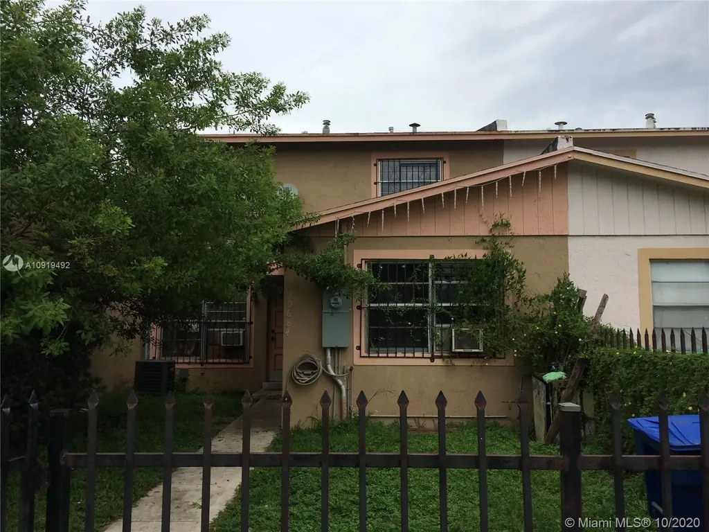 20684 NW 38th Avenue Miami Gardens FL 33055