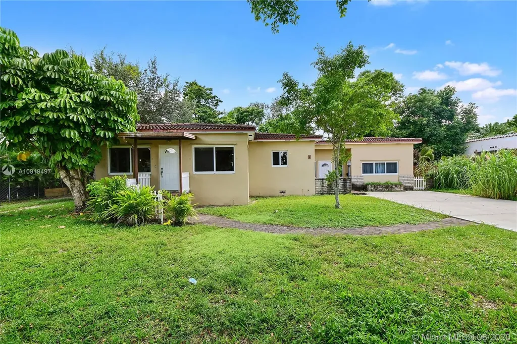 14 Glendale Drive Miami Springs FL 33166