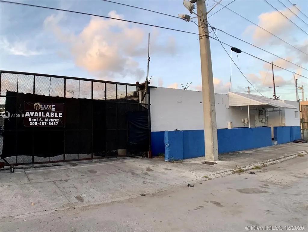 772 NW 22nd Street Miami FL 33127