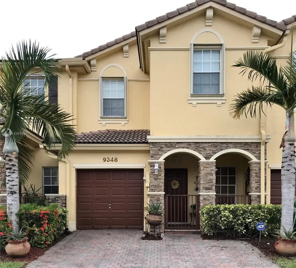 9348 SW 220th Street Cutler Bay FL 33190