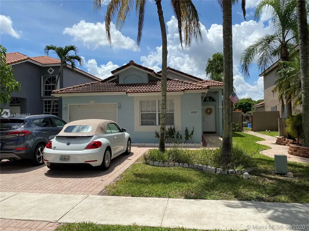 10662 NW 7th Street Pembroke Pines FL 33026