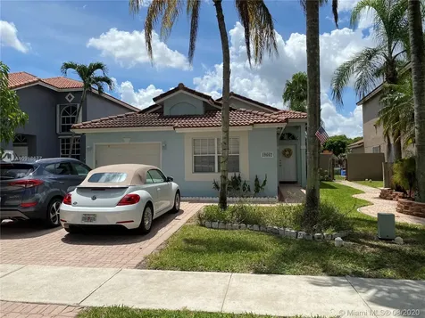 10662 NW 7th Street Pembroke Pines FL 33026