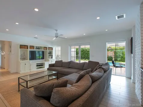 7720 SW 146th Terrace Palmetto Bay FL 33158