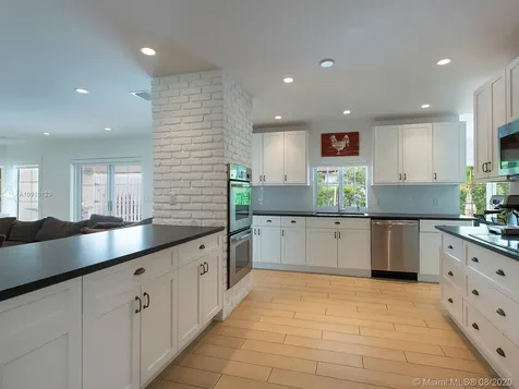 7720 SW 146th Terrace Palmetto Bay FL 33158