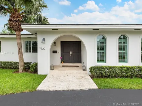 7720 SW 146th Terrace Palmetto Bay FL 33158