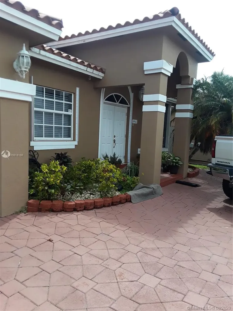 8962 NW 148th Street Miami Lakes FL 33018