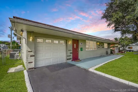 8771 NW 15th Street Pembroke Pines FL 33024
