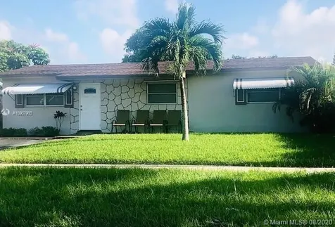 7209 SW 5th Street North Lauderdale FL 33068