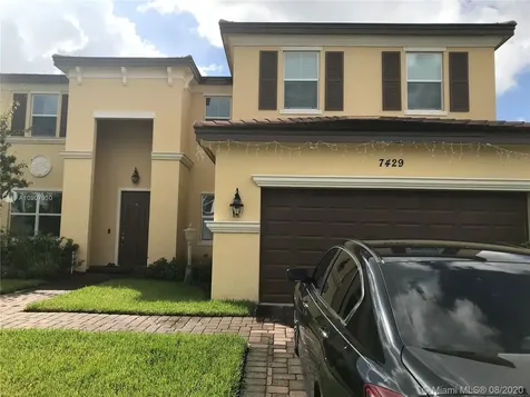 7429 NW Greenspring Street Port St. Lucie FL 34987
