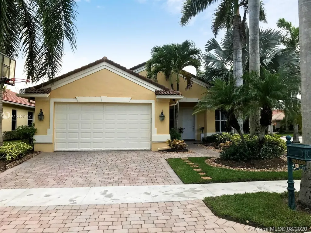 2000 Harbor View Circle Weston FL 33327